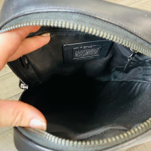 Coach Graham Pack In Blocked Signature Canvas With Varsity Stripe - Picture 11 of 15